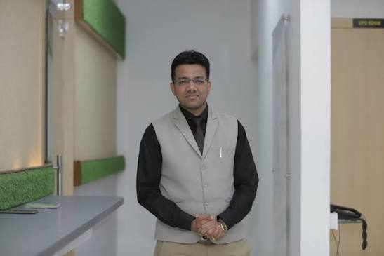 advocate-tansukh-paliwal-linking-laws.jpg